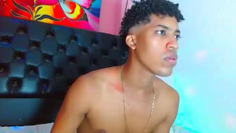 andrea andres couplehot online show from October 18, 9:46 am