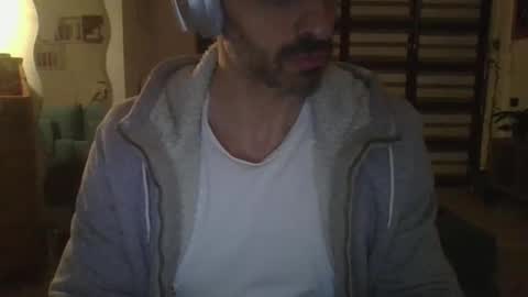 andrea_feetlover online show from March 27, 7:37 pm