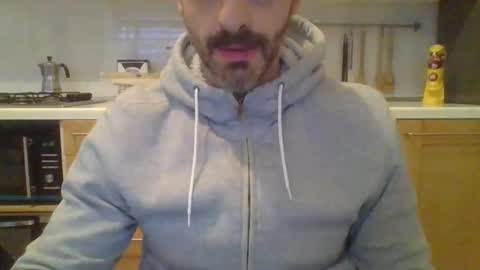 andrea_feetlover online show from February 6, 7:01 am