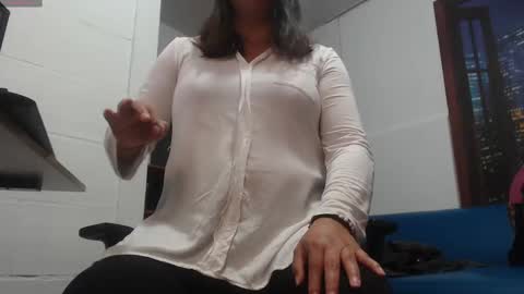 Andrea Model trainer Luxury ST online show from October 2, 4:50 pm