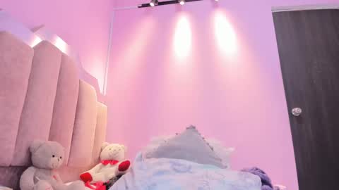 A n d r  e a S w e e t  online show from October 4, 12:08 am