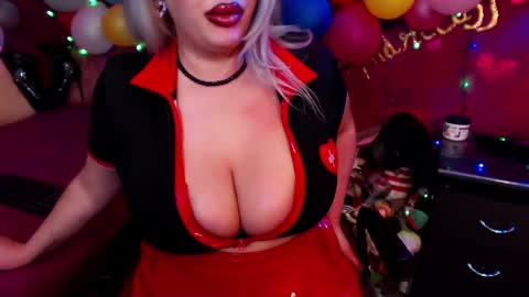 Snapshot of andreeajj chatting on March 4, 11:00 pm andreeajj online show from March 4, 11:00 pm