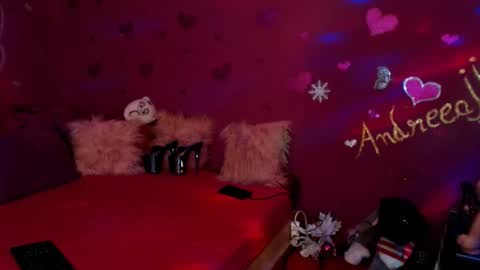 Snapshot of andreeajj chatting on September 19, 5:49 pm andreeajj online show from September 19, 5:49 pm