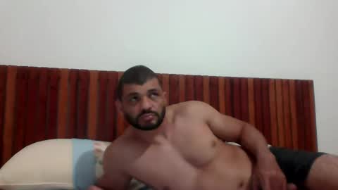 andreloko123 online show from April 2, 1:35 am