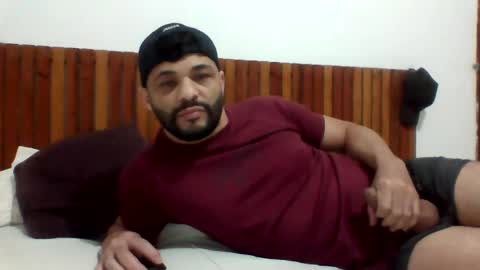 andreloko123 online show from December 10, 7:22 pm