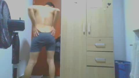 andres129494 online show from November 15, 3:30 am