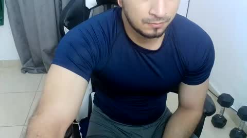 andres180950734 online show from February 12, 11:14 am