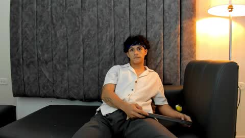 andres_cream online show from September 9, 5:07 am