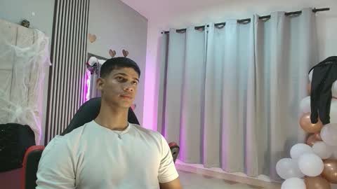 ANDRES  online show from October 13, 5:09 am