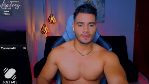 Snapshot of andresfiit chatting on January 11, 1:11 pm Andres online show from January 11, 1:11 pm