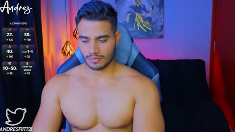 Snapshot of andresfiit chatting on February 9, 7:15 am Andres online show from February 9, 7:15 am