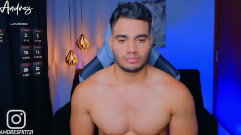 Snapshot of andresfiit chatting on March 3, 6:26 am Andres online show from March 3, 6:26 am