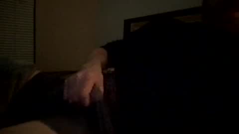 andresgarcia2424 online show from March 10, 3:01 am