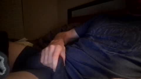 andresgarcia2424 online show from January 17, 4:06 am