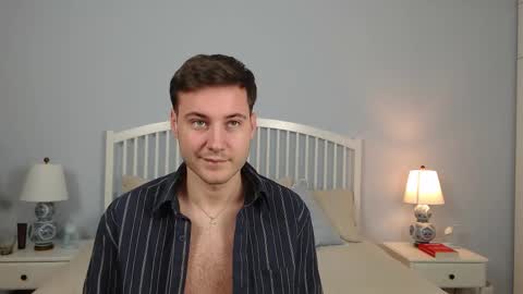 Justin Andrew online show from October 2, 3:00 pm