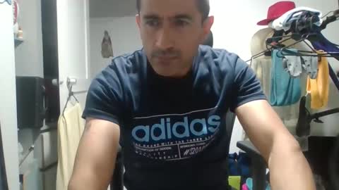 andrew973578 online show from March 4, 4:53 am