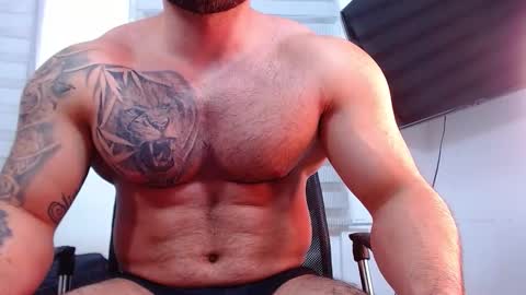 andrew_holden__ online show from February 13, 12:25 am