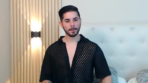 Andrew online show from December 2, 7:33 pm