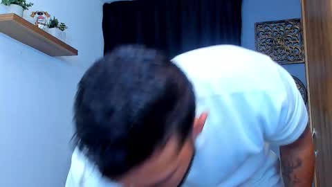 Andrew Diaz online show from March 21, 9:36 am