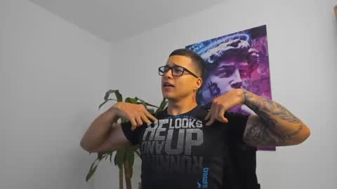 andrewmaterazzi online show from March 8, 11:28 pm