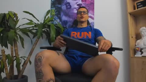 andrewmaterazzi online show from February 1, 12:51 am