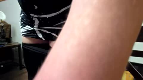 andrewo42601 online show from November 6, 8:23 pm