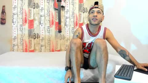   online show from March 7, 9:27 pm