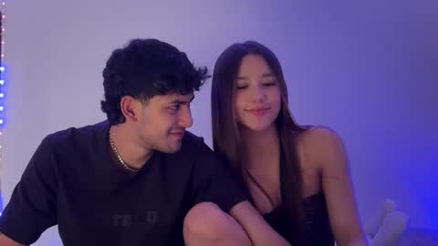 Snapshot of andrezukii chatting on October 23, 9:48 pm Andresuki online show from October 23, 9:48 pm