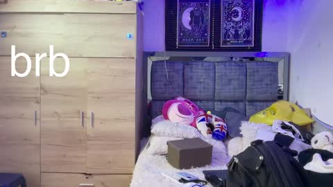 Snapshot of andy_belier chatting on January 25, 7:49 pm Andy online show from January 25, 7:49 pm