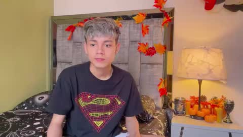 Snapshot of andy_belier chatting on October 23, 4:19 pm Andy online show from October 23, 4:19 pm