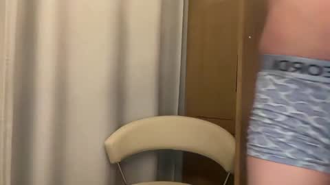 Snapshot of andy_belier chatting on December 28, 10:13 pm Andy online show from December 28, 10:13 pm