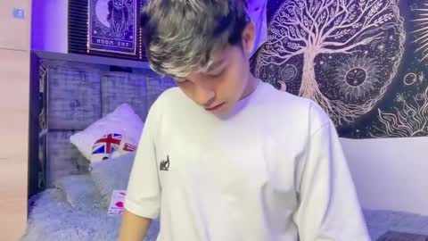 Snapshot of andy_belier chatting on February 10, 3:42 pm Andy online show from February 10, 3:42 pm