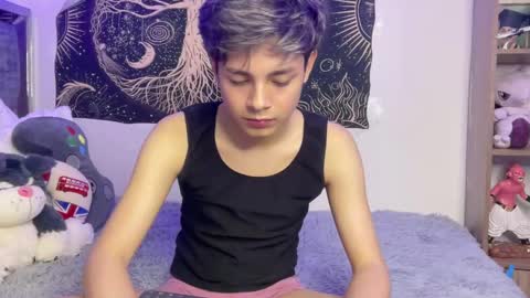 Snapshot of andy_belier chatting on February 19, 9:03 pm Andy online show from February 19, 9:03 pm