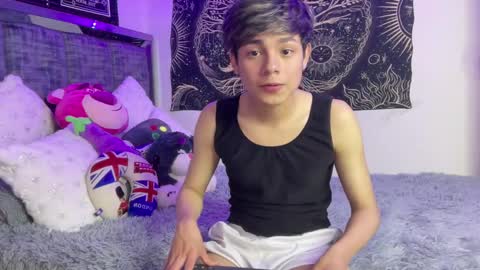 Snapshot of andy_belier chatting on February 27, 6:53 pm Andy online show from February 27, 6:53 pm