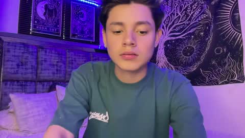 Snapshot of andy_belier chatting on December 3, 6:33 pm Andy online show from December 3, 6:33 pm