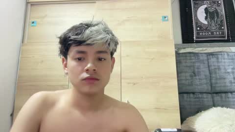 Snapshot of andy_belier chatting on December 5, 12:17 pm Andy online show from December 5, 12:17 pm