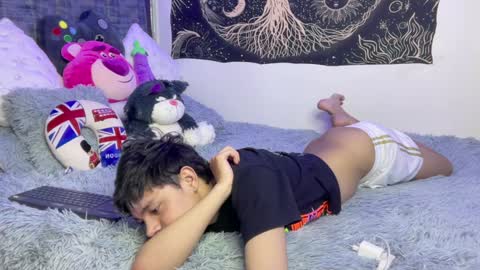 Snapshot of andy_belier chatting on February 7, 4:35 pm Andy online show from February 7, 4:35 pm