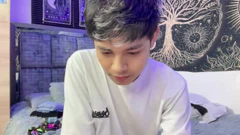 Snapshot of andy_belier chatting on February 10, 12:39 pm Andy online show from February 10, 12:39 pm