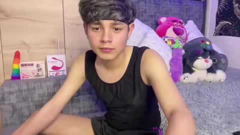 Snapshot of andy_belier chatting on February 20, 6:46 pm Andy online show from February 20, 6:46 pm