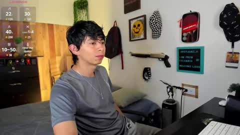 andy_guez_11 online show from March 5, 10:00 am