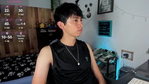 andy_guez_11 online show from January 31, 10:20 am
