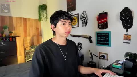 andy_guez_11 online show from March 6, 12:41 pm