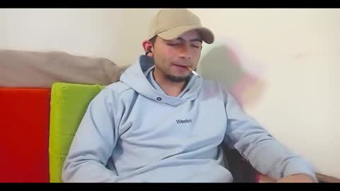 andy_magic_ online show from November 4, 2:13 am