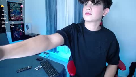 andy online show from January 9, 10:20 pm