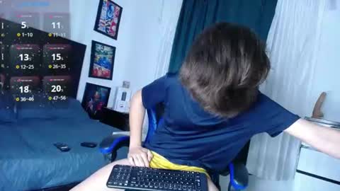 andy online show from June 8, 11:16 pm