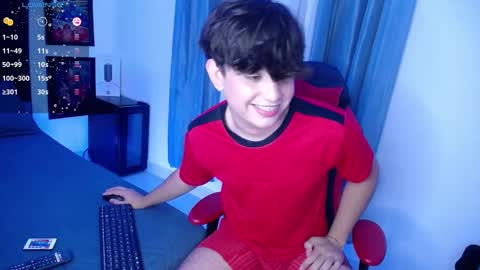 andy online show from December 18, 11:51 pm