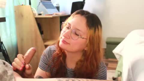 Cherry online show from October 16, 2:28 pm