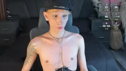 Andy online show from April 12, 9:19 pm