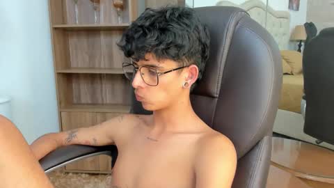 andyxibrat online show from June 9, 7:13 pm