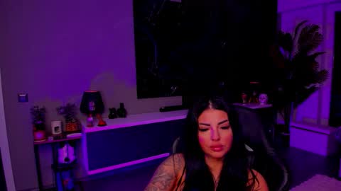 Anne online show from February 24, 6:33 pm